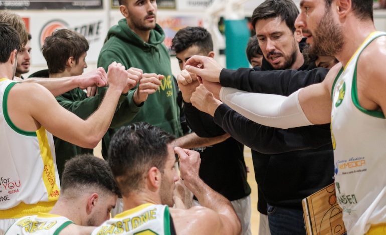 Costone beffato nel finale: San Miniato passa 73-76, rimandata la qualificazione alla poule promozione