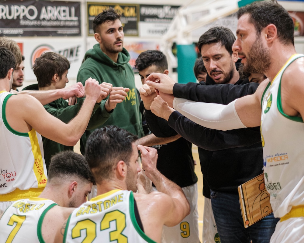 Costone beffato nel finale: San Miniato passa 73-76, rimandata la qualificazione alla poule promozione