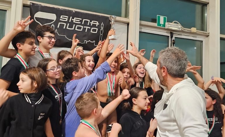 Al via il 22° Trofeo Città del Palio. 50 anni di storia e 530 atleti in gara per celebrare Siena Nuoto.