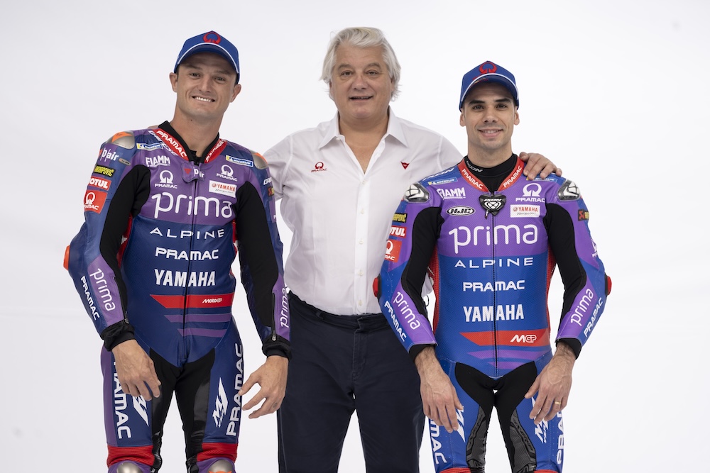 La Pramac lancia la stagione MotoGp 2025 a Kuala Lumpur. Jack Miller e Miguel Oliveira in sella alla Yamaha YZR-M1