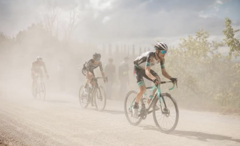 Strade Bianche, oggi l’inaugurazione in diretta su Canale 3 Toscana. Loré: “Grande festa per Siena e il territorio”