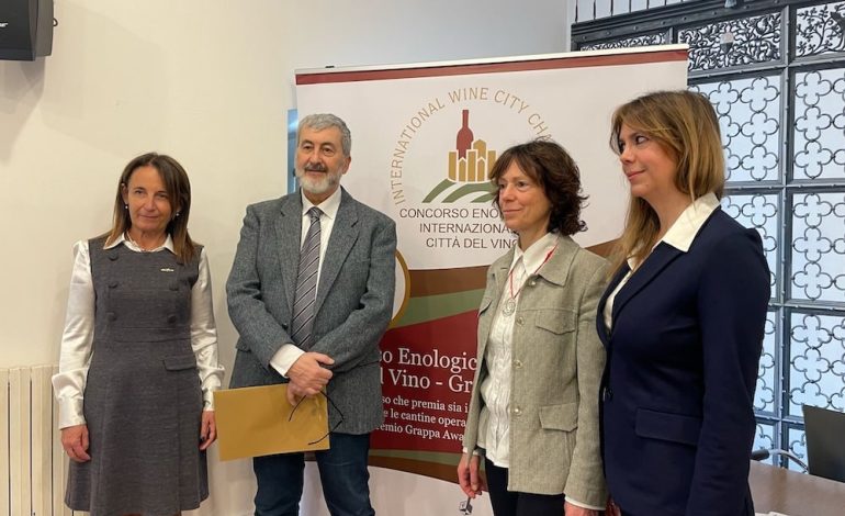 Torna a Siena, nella città in cui è nato, il Concorso Enologico Internazionale Città del Vino