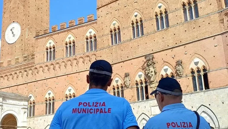 Attività di controllo della Polizia Locale di Siena, rinvenute sostanze stupefacenti