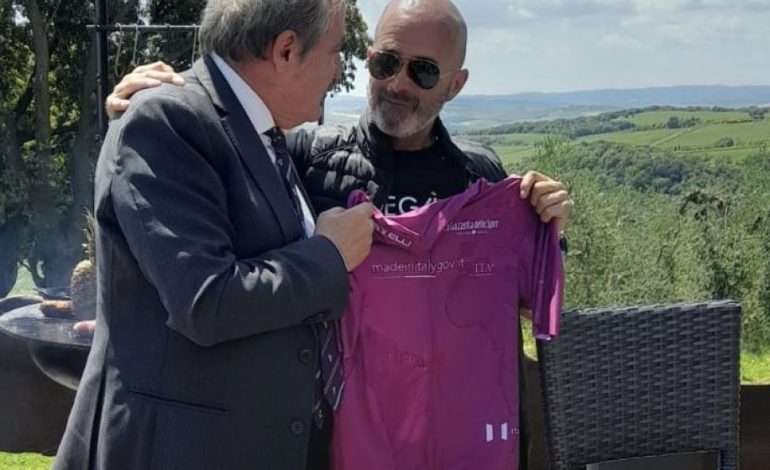 Vegni (direttore Giro d’Italia): la Val d’Orcia continuerà ad essere inserita nei percorsi del Giro in futuro”