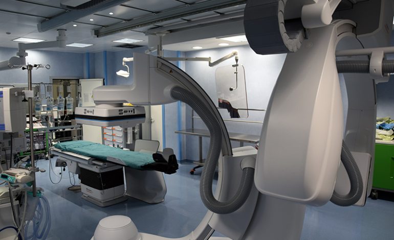 Inaugurato a Siena un neuro-angiografo biplanare di ultima generazione. Investimento da 1,9 milioni per l’attrezzatura e 874mila per lavori