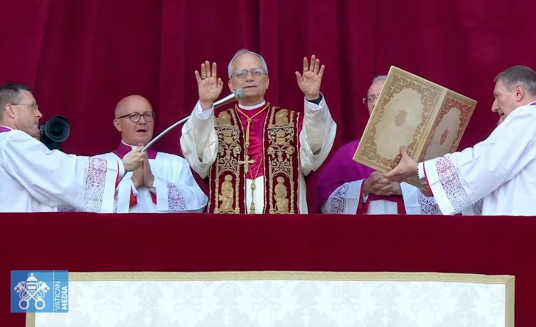 Il discorso integrale di Papa Leone XIV prima della benedizione Urbi et Orbi