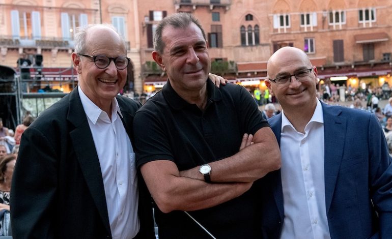 Il Maestro Daniele Gatti Direttore Musicale del Teatro del Maggio Musicale Fiorentino per il triennio 2026–2029. Le congratulazioni dell’Accademia Chigiana