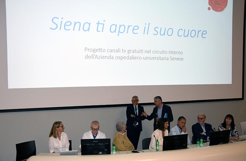 All’ospedale Le Scotte arrivano cinque canali tematici gratuiti. Arte e Palio messi a disposizione da Canale 3 Toscana