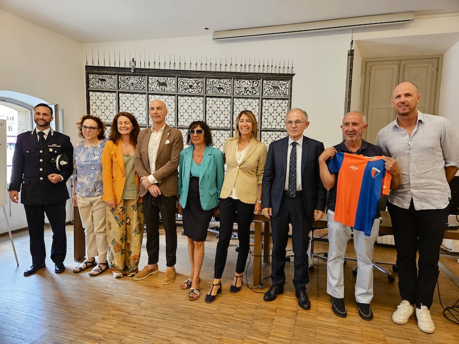 “Movimento oltre le sbarre”, materiali per fare sport e attrezzature per la riabilitazione donati al carcere di Santo Spirito